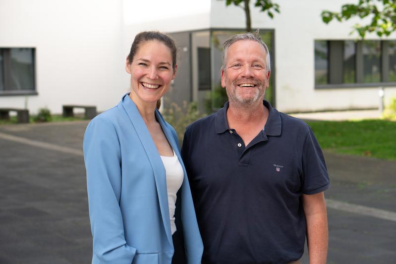 Angela Arntz und Prof. Dr. Christian Grüneberg 