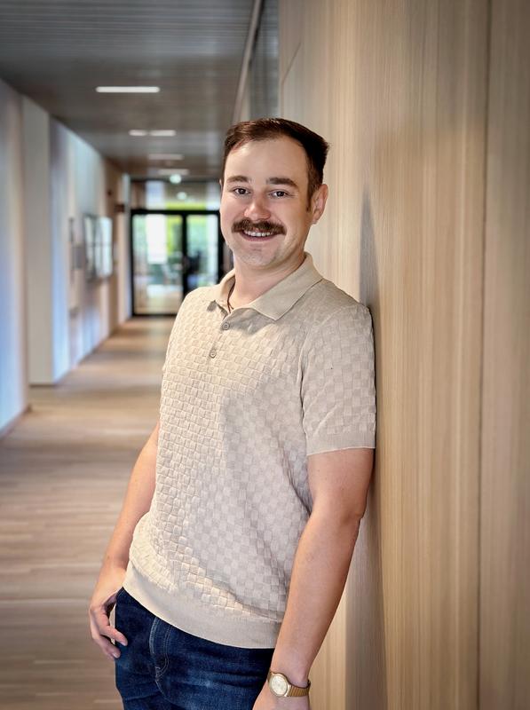 Assistant Professor Jack Bravo joins ISTA to re-engineer bacterial immune systems for new gene editing tools. 
