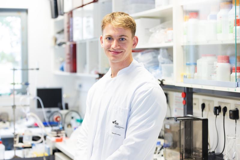 Doktorand David Lukas erhält das Kaltenbach-Doktorandenstipendium der Deutschen Herzstiftung.