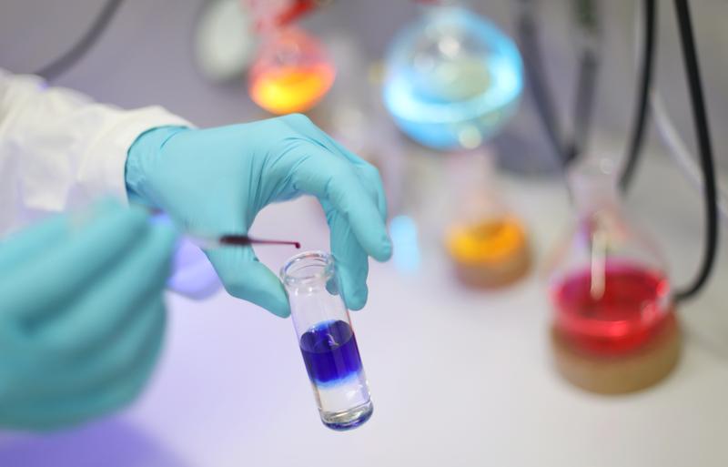 The catalysts are initially developed on a laboratory scale. The functioning catalyst system is then transferred to the larger pilot scale. (Symbolic image)