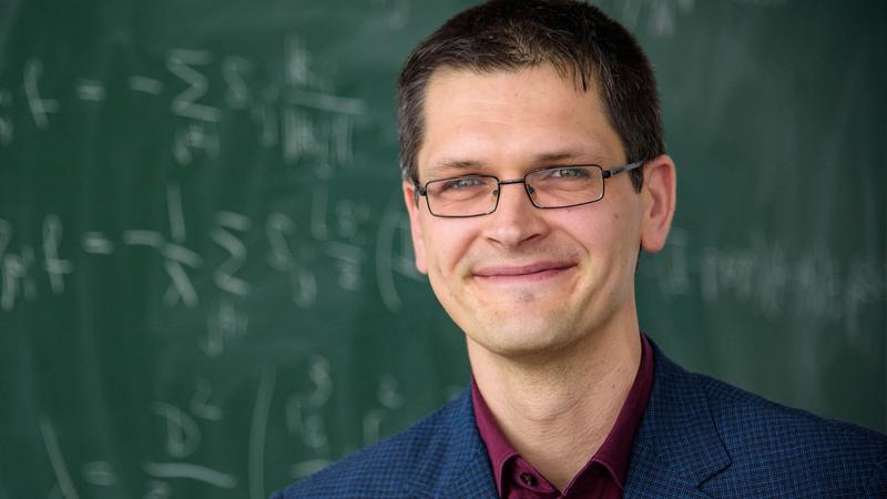 Gut für Produktionen: Prof. Dr. Matti Schneider entwickelt Simulationstechniken und Materialien.
