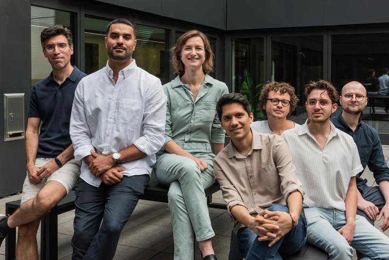 The team (l to r): Hossein Moeinzadeh (Co-Founder CTO), Uirá Souto Melo (Co-Founder CEO), Tessa Remmers (Founders Associate), Mojtaba Niazi (Software Engineer), Paolo Infantino, Nico Alavi (Machine Learning Scientist), Jakob Hertzberg (Head of Technology)