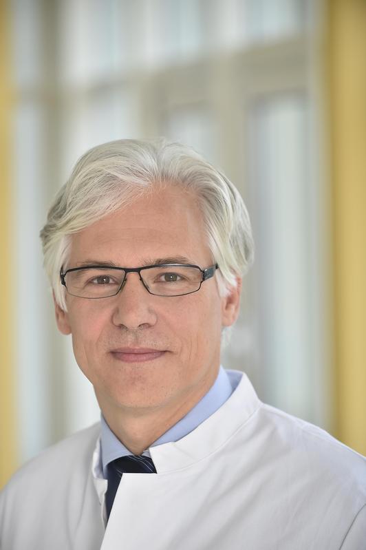 Professor Jürgen M. Bauer