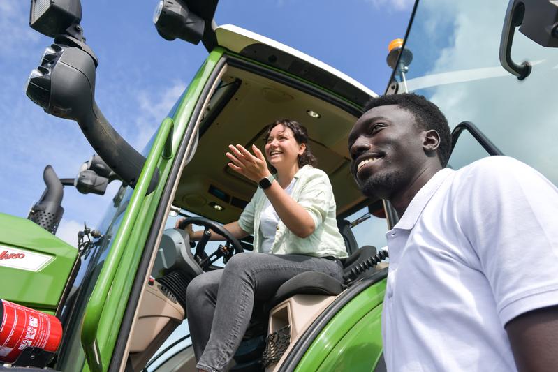 Das NTU-Ranking by Subjects bescheinigt der Universität Hohenheim auch 2024 die Spitzenposition in Deutschland in Agrarforschung und Food Sciences.