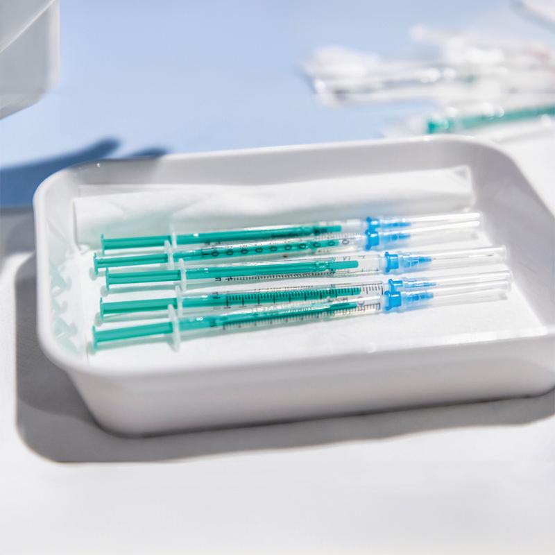 Covid-19 vaccination syringes
