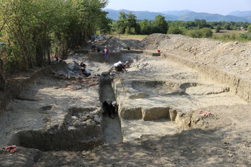 The archaeological excavation in ancient Fregellae uncovered the oldest known villa in the region. 