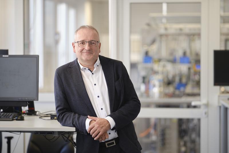 Stefan Pelzer, Leiter der Mikrobiom-Forschung im Biotech Hub von Evonik