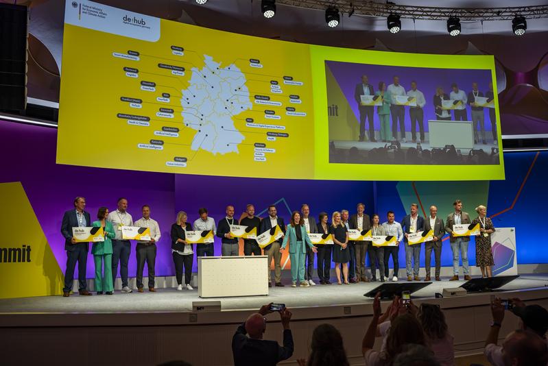 Der Digital Hub für Cybersecurity am Nationalen Forschungszentrum für angewandte Cybersicherheit ATHENE wird ein eigenständiger Startup-Knoten innerhalb der Digital Hub Initiative (de:hub)