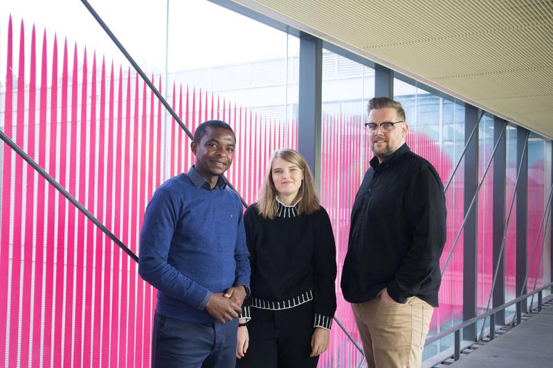 Das Team von InnoZell: Clovis Hugues Seumen Tiogang, Ann-Kathrin Mix und Erik Sontowski (v.l.n.r)