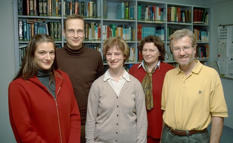 Projektleiter der neuen klinischen Forschergruppe (v. li.): Dipl.-Psych. Sandra Reinecke (UKE), Dr. Paul-Martin Holterhus (MUL), Priv.-Doz. Dr. Ute Thyen (MUL), Prof. Dr. Hertha Richter-Appelt (UKE), Prof. Dr. Olaf Hiort (MUL)