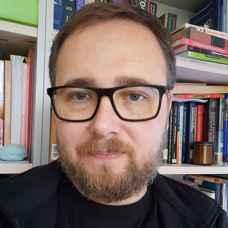 Dr. Peter Machnik 