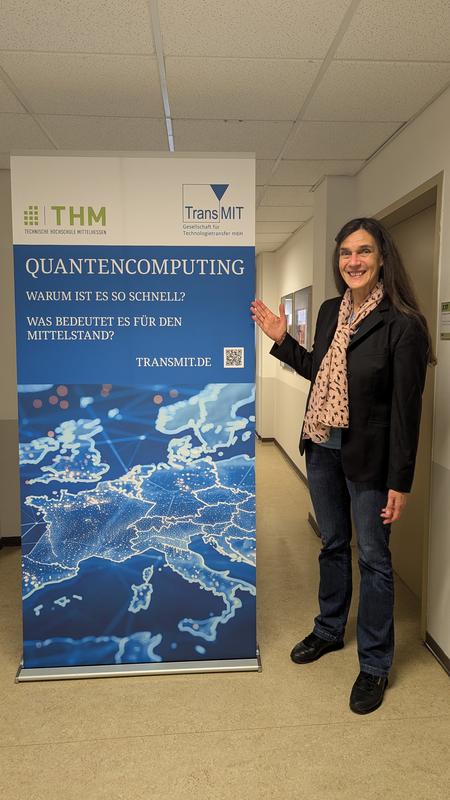 Prof. Dr. Bettina Just - Quantencomputing: Warum ist es so schnell? Was bedeutet es für den Mittelstand?