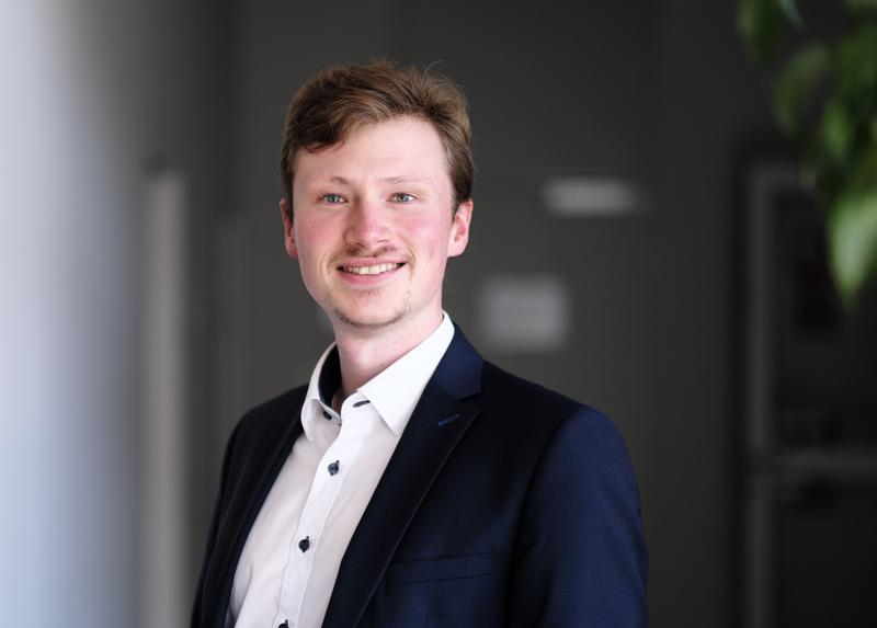 Dr. Andreas Buchheit