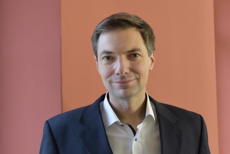 Prof Christian Cyron is the director of the Institute of Material Systems Modeling at Hereon and Head of the Institute of Continuum and Material Mechanics at Hamburg University of Technology (TUHH).