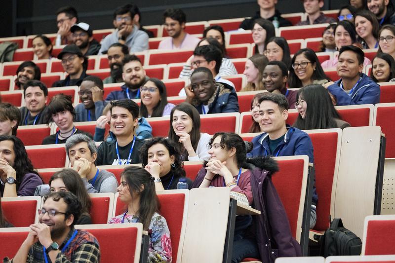 Internationale Studierende und Promovierende auf einem DAAD-Stipendiatentreffen