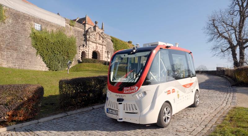 In Kronach fuhr ein autonomer Shuttlebus zur Festung.  