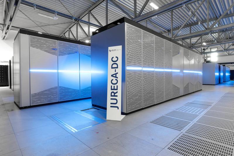 “JURECA-DC” am Forschungszentrum Jülich ist einer von mehreren Hochleistungsrechnern, auf die WestAI zugreift. 