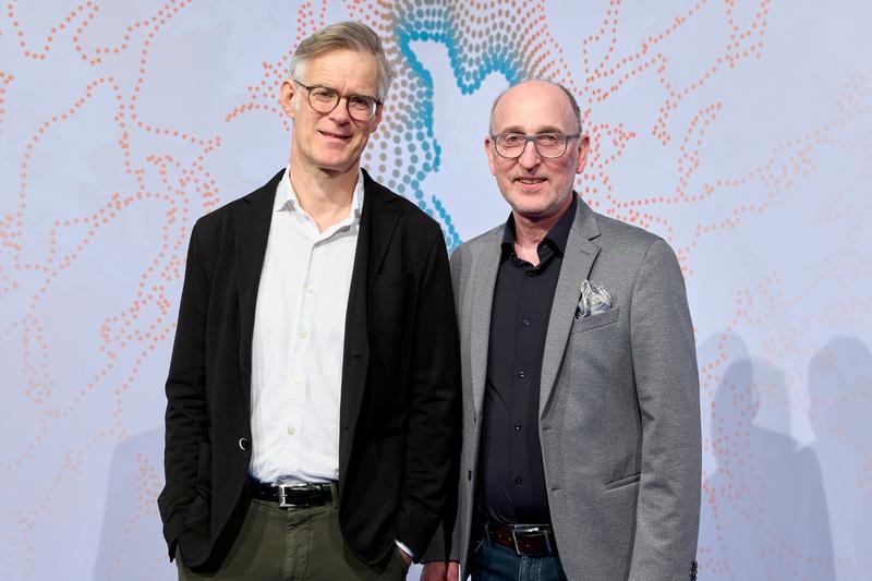 DGP-Präsident Professor Wolfram Windisch (li.) zusammen mit Professor Dirk Koschel, Präsident des Pneumologie-Kongresses 2025 in Leipzig. Dort werden die DGP-Wissenschaftspreise über 25.000 Euro verliehen.