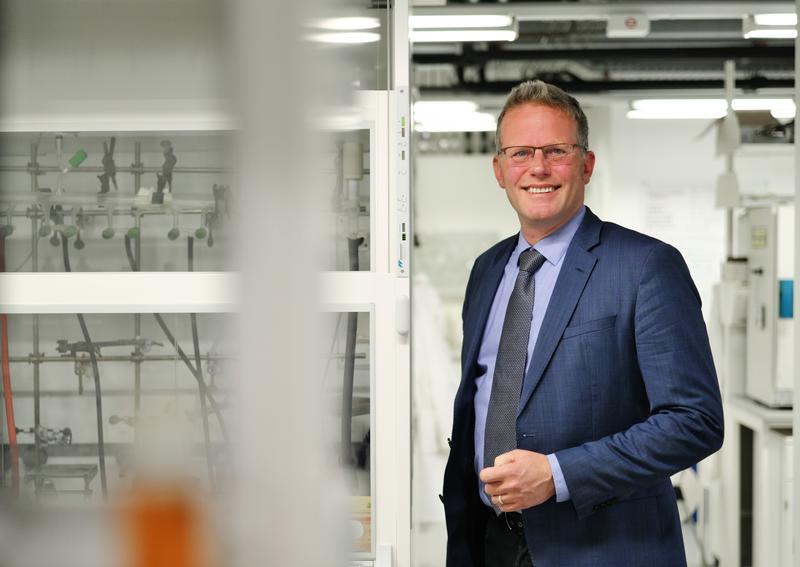 Prof. Dr. David Scheschkewitz