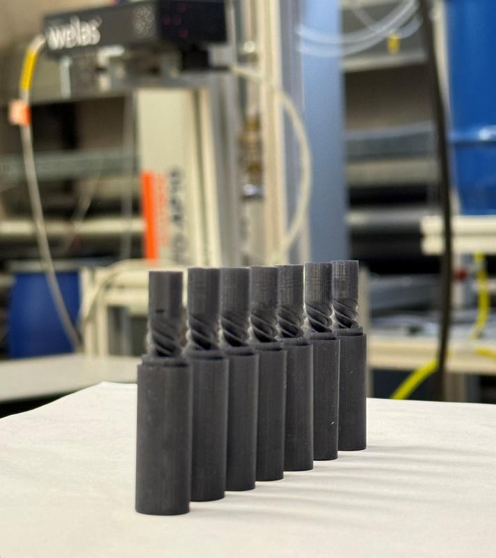 Plastikstrukturen einer verlängerten Minimax-Konfiguration für weitere Labortests. 