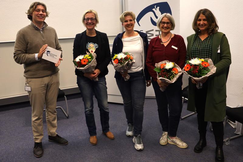 V.l.: Tim Wrobbel, Christine Regitz, Nadine Hoffmann, Claire Zschiesche und Anja Wölfel 