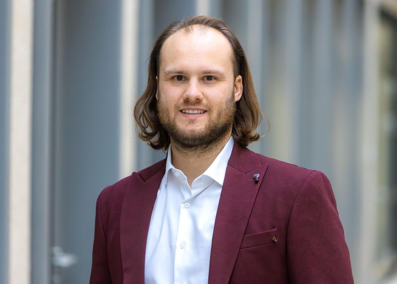 Prof. Dr. Philipp Bitzenbauer