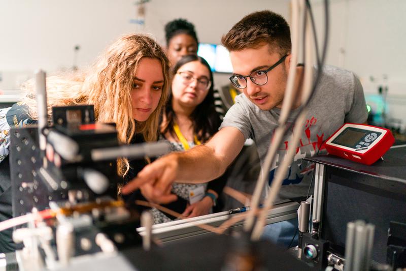 At IQST, top international young scientists learn about milestones in quantum research.