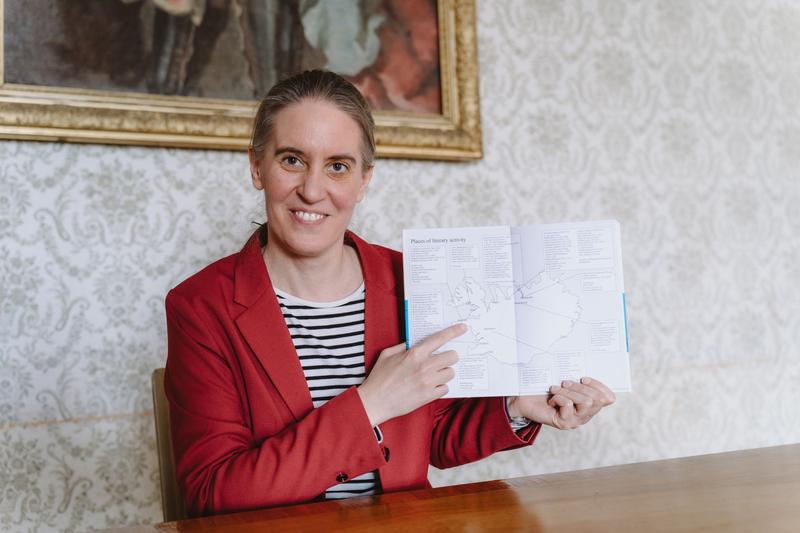 Valerie Broustin from the Department of Scandinavian Language and Literature at the University of Bonn with the new book on the Icelandic sagas. 