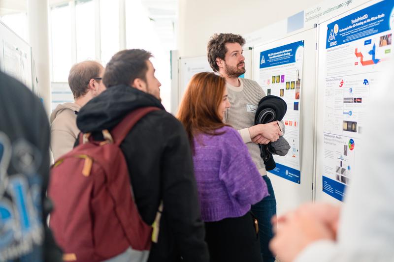 Alle Promovierenden des Graduiertenkollegs EpiSignal durchlaufen ein strukturiertes, stark interdisziplinär geprägtes Qualifizierungsprogramm.