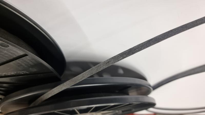 Entwickelte „Infinity“ rCF-Tape-Variante mit Besäumung der Tapekanten