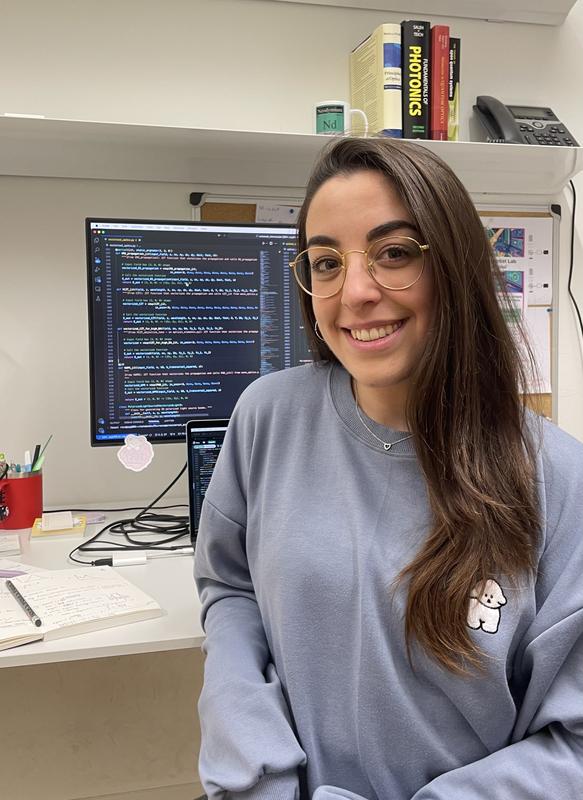 Dr. Carla Rodríguez, scientist in the research group of Dr. Mario Krenn at MPL.