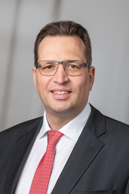 Professor Dr. med. Dr. phil. Johannes Huber is the new Medical Director of the Urology Clinic at the Heidelberg University Hospital