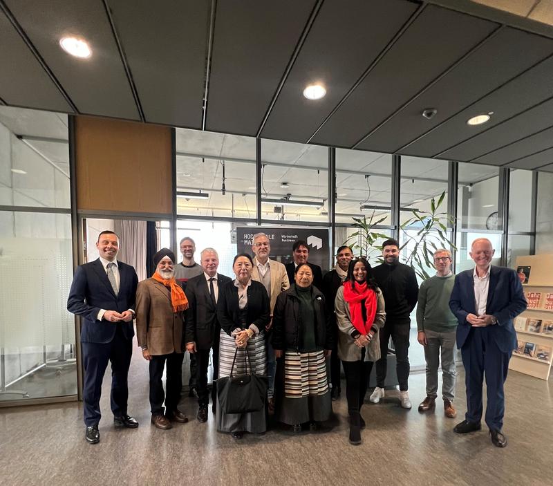 Gäste aus Südostasien zu Besuch an der Hochschule Mainz