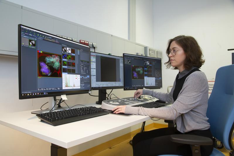 In the lab: Dr. Sheri Singerling analyzing the TEM images of the material from Bennu.