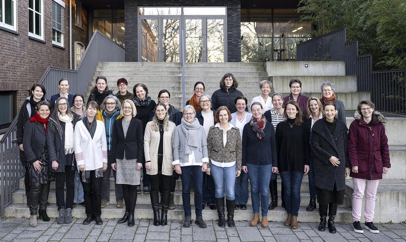 At a network meeting: around a third of the female managers at PTB. Their number is growing steadily.