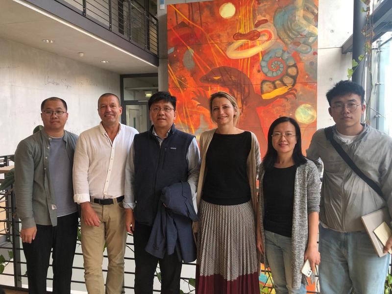 Prof Torsten Schöneberg (2nd from left) and Prof Ines Liebscher (3rd from right) at a meeting in Leipzig with researchers from Shandong University