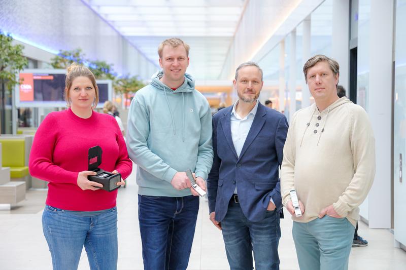 Dr. Carolin Kubelt-Kwamin, Björn Brändl, Prof. Dr. Franz-Josef Müller, Christian Rohrandt, (v. l.)