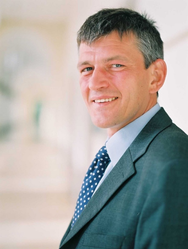 Prof.Dr. Bernd Huber