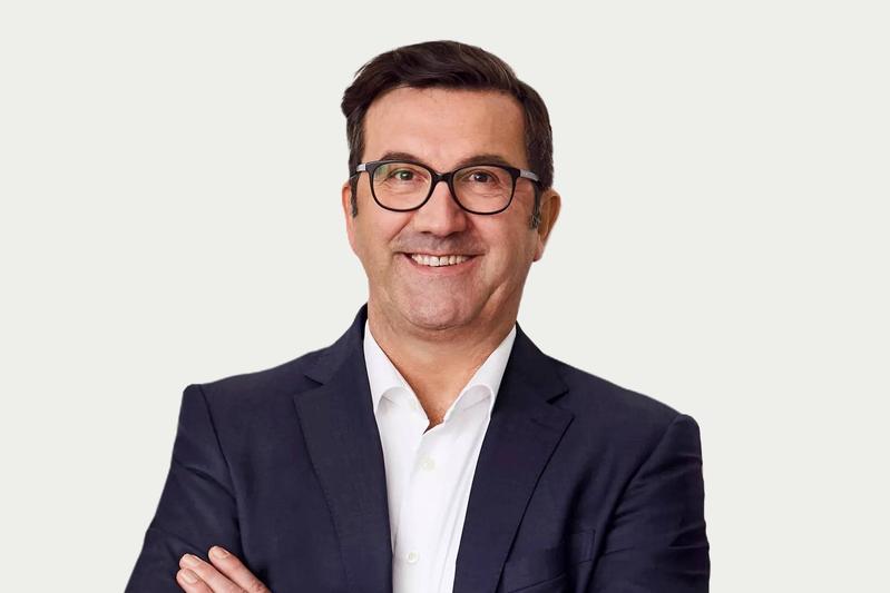 Prof. Dr. Markus Frischmuth ist Professor für Betriebswirtschaftslehre mit den Schwerpunkten Accounting, Controlling und Taxation sowie Corporate Governance an der der SRH Fernhochschule – The Mobile University in Riedlingen. 