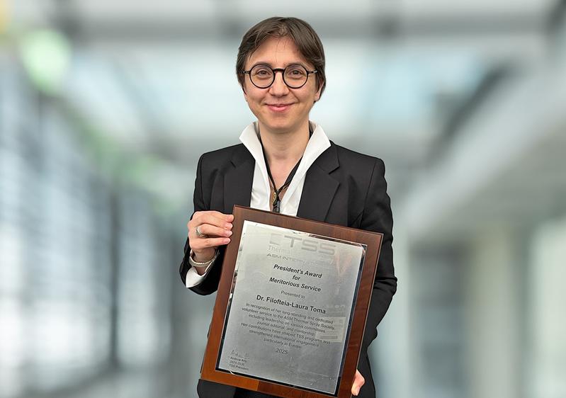Dr. Filofteia-Laura Toma wurde mit dem »TSS President’s Award for Meritorious Service« ausgezeichnet.