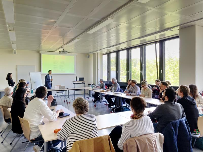 Beim Kick-off des Regensburger Forschungsnetzwerks "Margins of Memory"