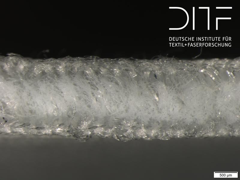 Pressure-resistant spacer fabrics are used as textile filling cores for vacuum insulation elements. In the knitting process, the pore properties can be flexibly adjusted by yarn and weave selection. 