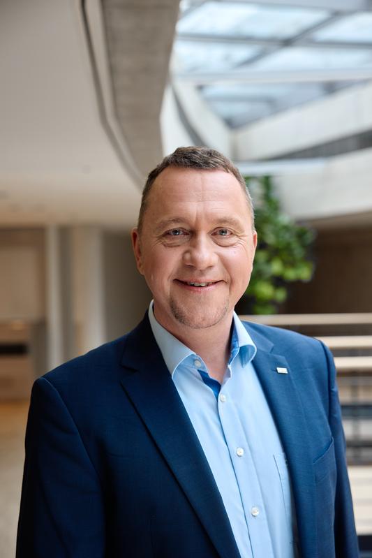 Thorsten Meyer in den Bundesvorstand des Deutschen Bibliotheksverbands gewählt