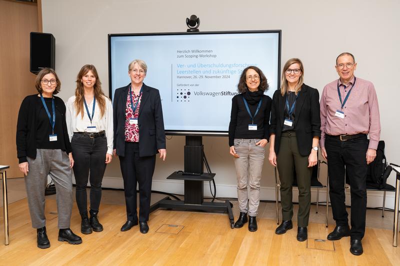 Prof. Dr. Patricia Pfeil, Caro Berndt, Prof. Dr. Eva Münster, Prof. Dr. Kerstin Herzog, Dr. Sally Peters, Dr. Hartmut Unger (Moderation)