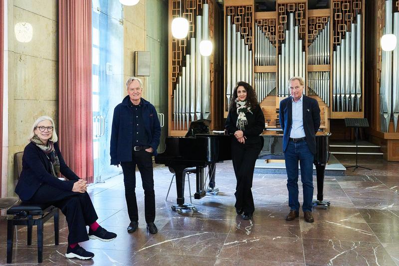 Beirat Erinnerungskultur zur Großen Baumaßnahme "Campusentwicklung HMTM": Andrea Gebhard, Prof. Dipl.-Ing. Mathias Pfeil, Prof. Dr. Mirjam Zadoff, Reiner Nagel