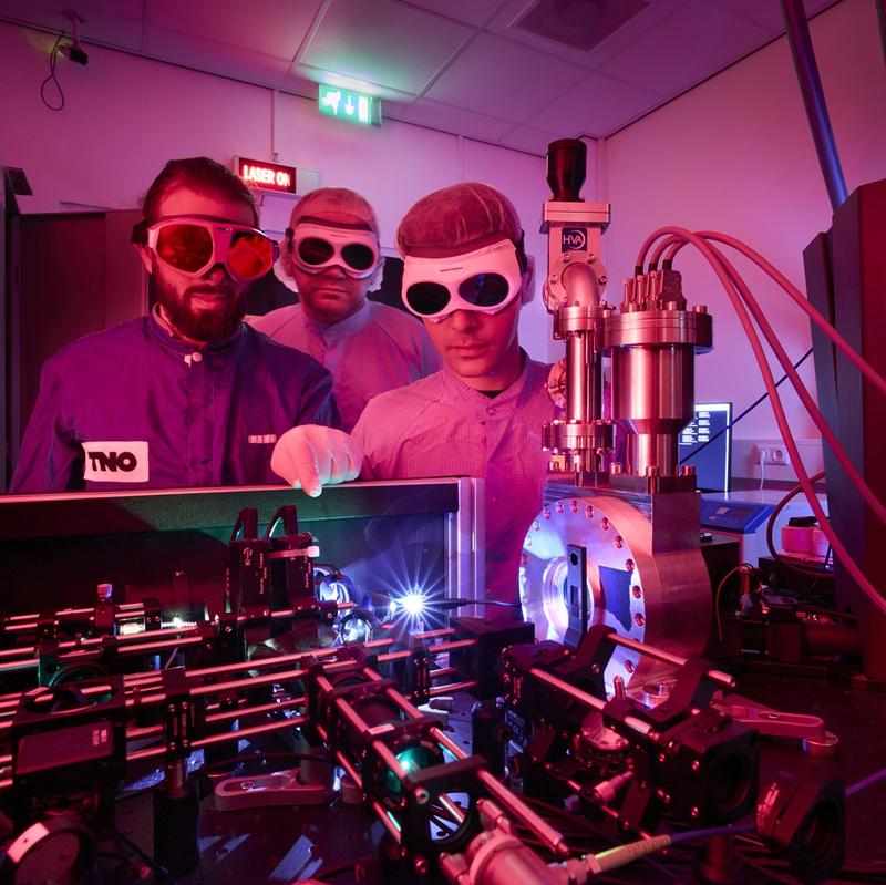 Der optimierte Netzwerkknoten für das Quanteninternet der Zukunft wird in Aachen als Testfeld und Knotenpunkt für erste »Metropolitan Scale Quantum Networks« dienen.