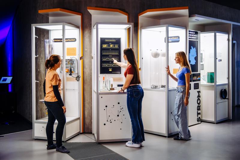 Blick in die Ausstellung Power2Change: Mission Energiewende.