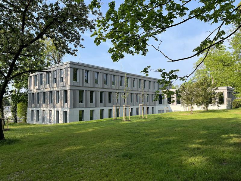 Blick auf den Bürobereich des Kirch-Hauses von Nordosten 