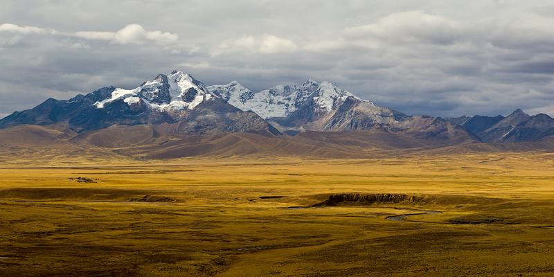 Glacier at Caullaraju in Peru. 