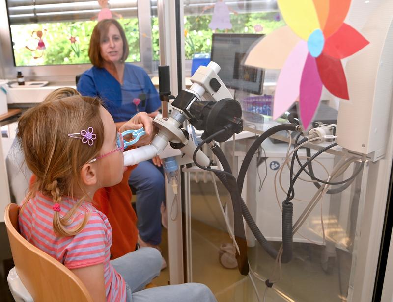   Der Lungenfunktionstest zeigte bei einem Teil der Kinder auffällige Ergebnisse.  